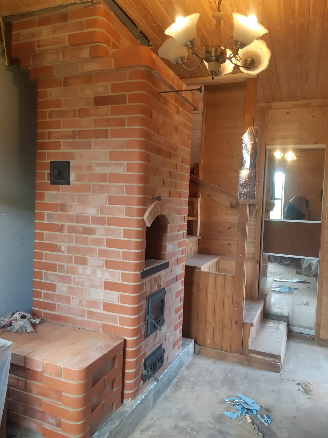 печка шведка с камином, маленькие кирпичные печи, каменная печь, печи и камины, печник в луге