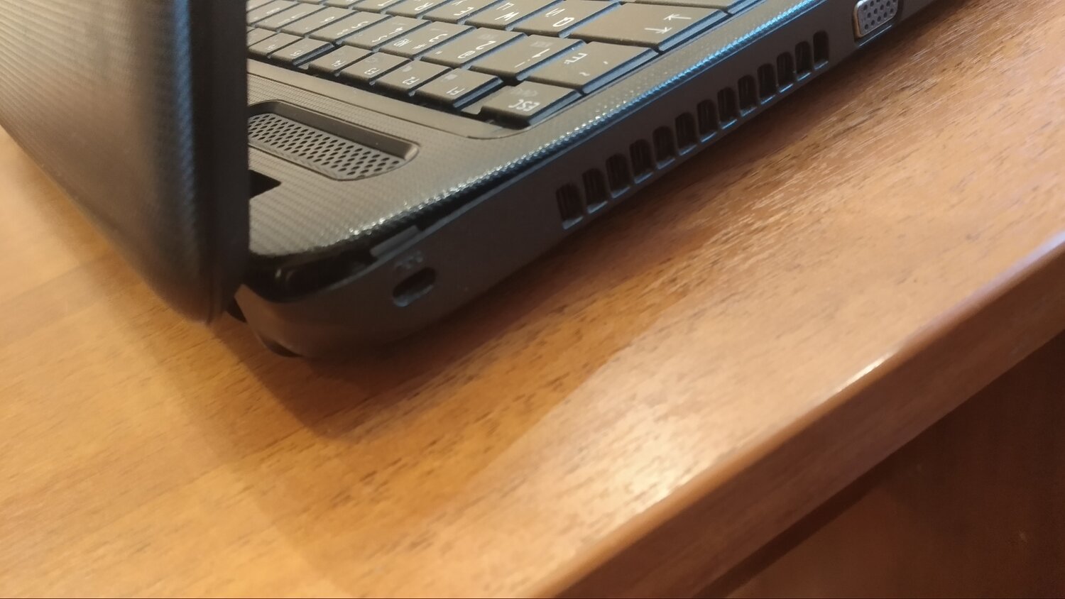ноутбук, hp pavilion, hp pavilion 15-n069sr, hp pavilion dv 7, ремонт корпуса ноутбука