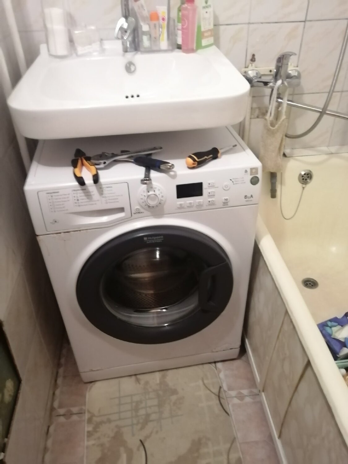 бытовая техника, стиральная машина, техника, стиральная машина hotpoint-ariston vmuf 501 b, хотпоинт аристон 6 кг