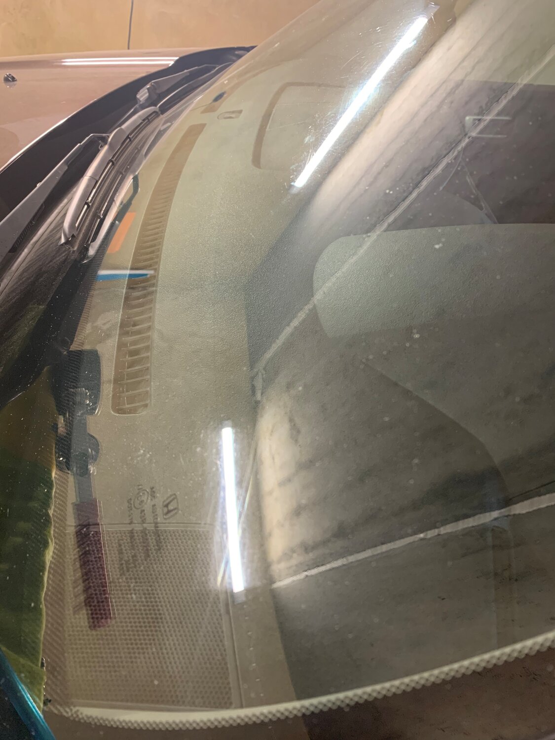 полировка лобового стекла w204, лобовое стекло, лада приора дворники бескаркасные, гибридные дворники на весту, дворники камри 70