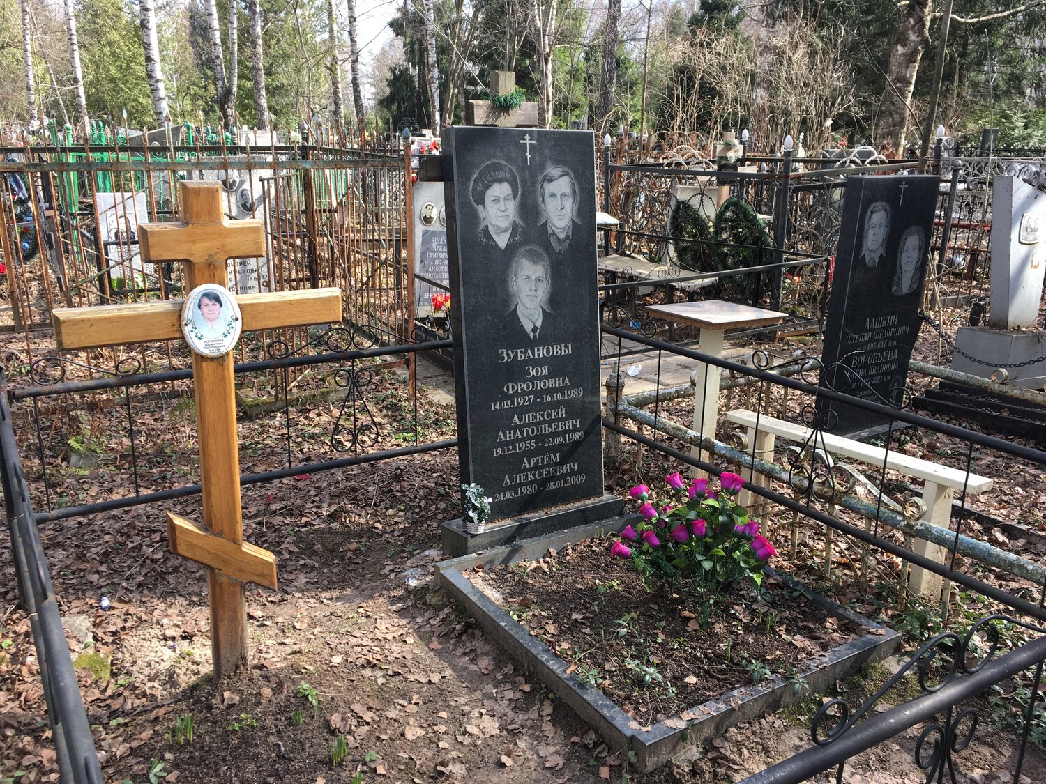 кладбище, могила, кладбище пихтовые горы могила кузьминых леонид иванович, могила в россии, могила курчатова