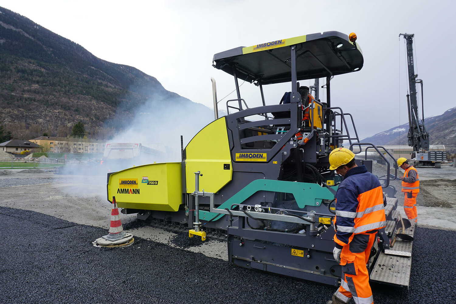 ammann асфальтоукладчик, асфальтоукладчик dynapac f300 ks, ammann aft 270, ammann aft 700-3, асфальтоукладчик