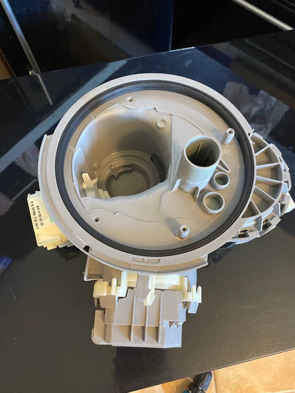 посудомойка bosch e15, улитка помпы пмм bosch, купол пмм bosch, чаша посудомойки бош, ремкомплект чаши поддона посудомоечной машины электролюкс