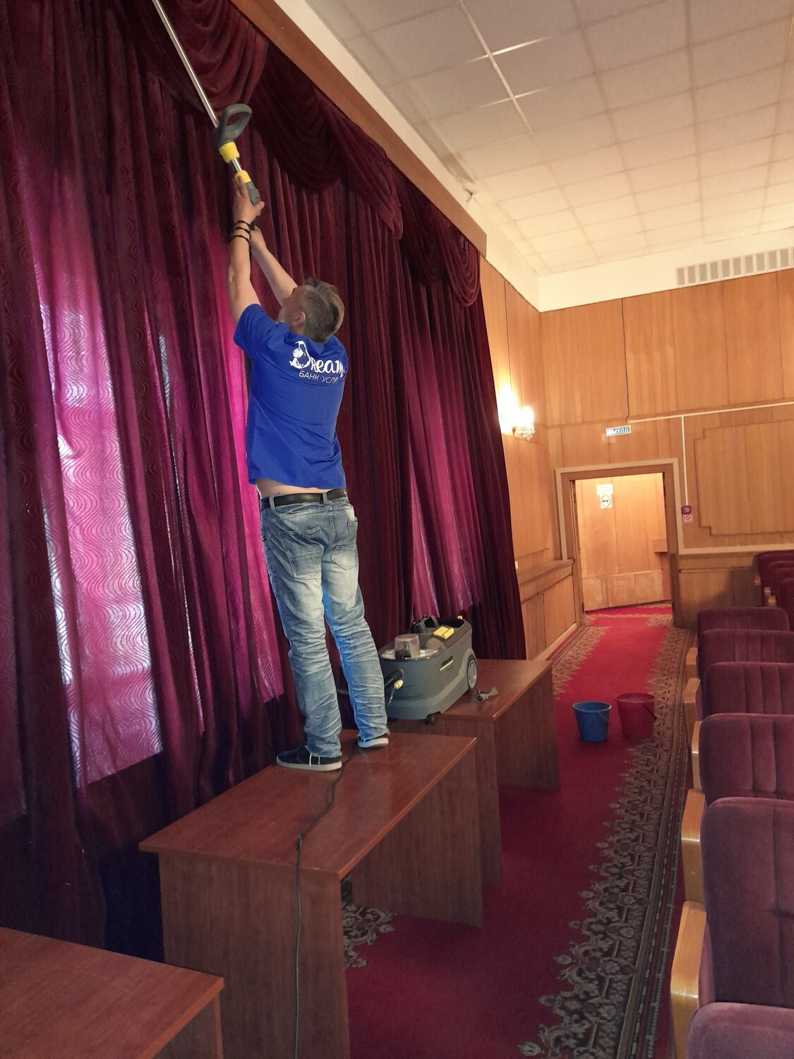 квесты в москве, парк чудес галилео, театр, одежда сцены, человек