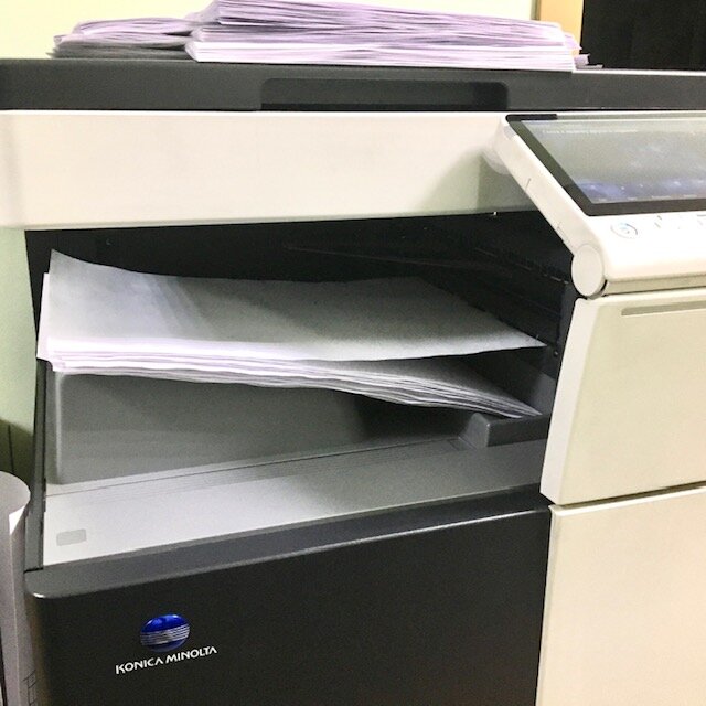 konica minolta, мфу konica minolta magicolor 2480mf, мфу konica minolta bizhub c284e, мфу принтер, мфу