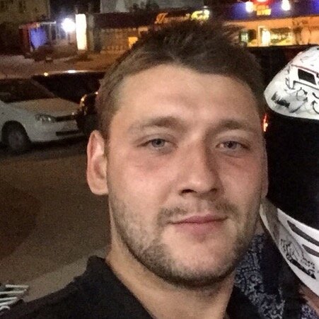 Андрей Волков
