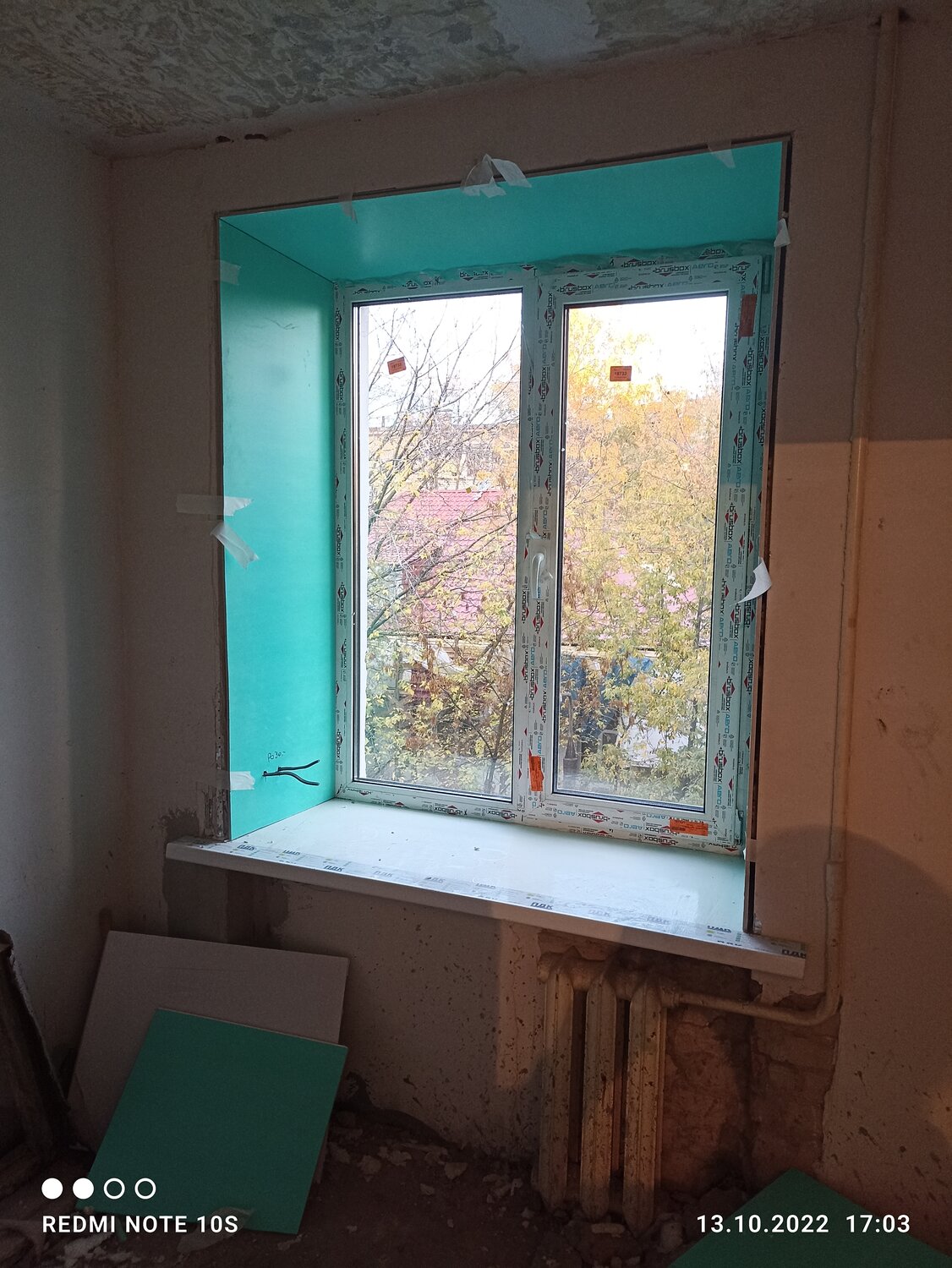 окно, отделка оконных откосов, откос окна, оконные откосы, пластиковые окна