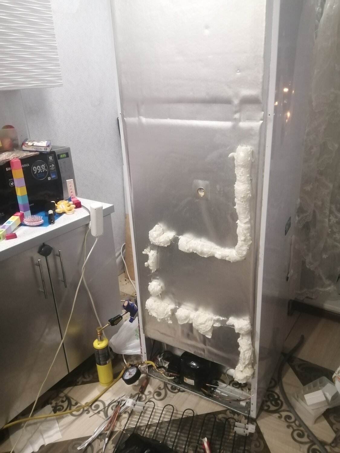 холодильник, холодильник ремонт, холодильник ноу фрост, разморозка холодильника, бытовая техника