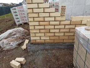 облицовка дома кирпичом, кладка кирпича, дом облицовочный кирпич, кирпичная кладка стен, кладка облицовочного кирпича