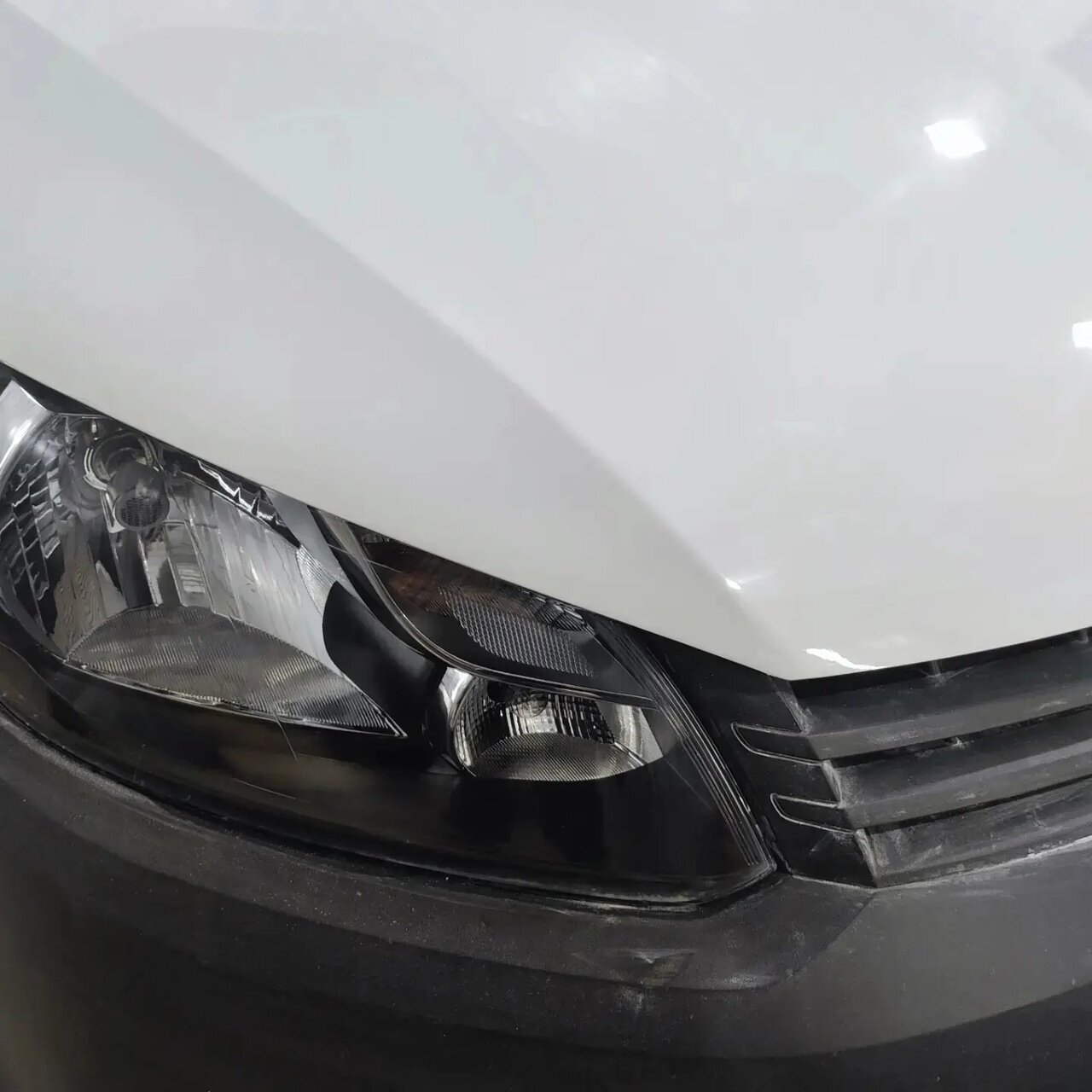 volkswagen polo, поло седан помял капот, škoda rapid, starline skoda rapid, фары на поло 2015 hella