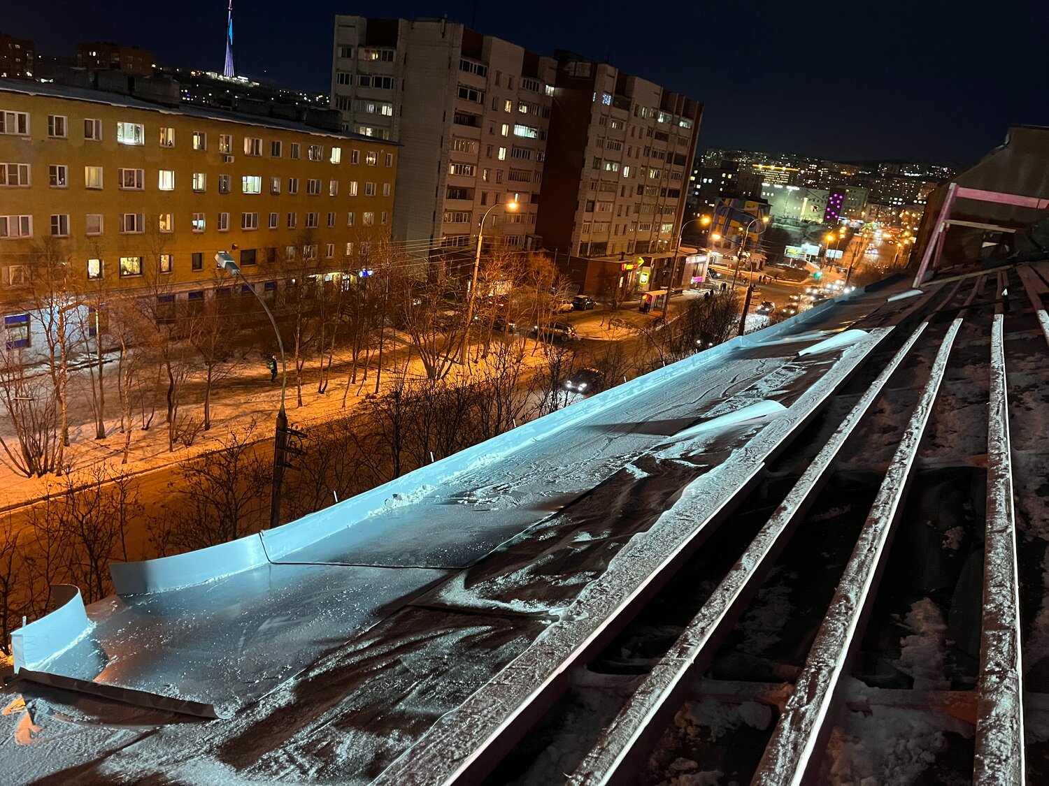 улица, мурманск 2022 лето, городское, погоня ярославль на московском 20, надземный пешеходный хабаровск
