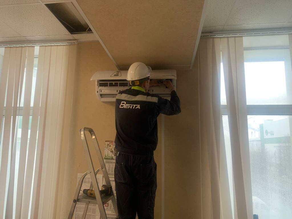 кондиционер, кондиционер для дома, установка кондиционера, монтаж кондиционера, кондиционер на доме