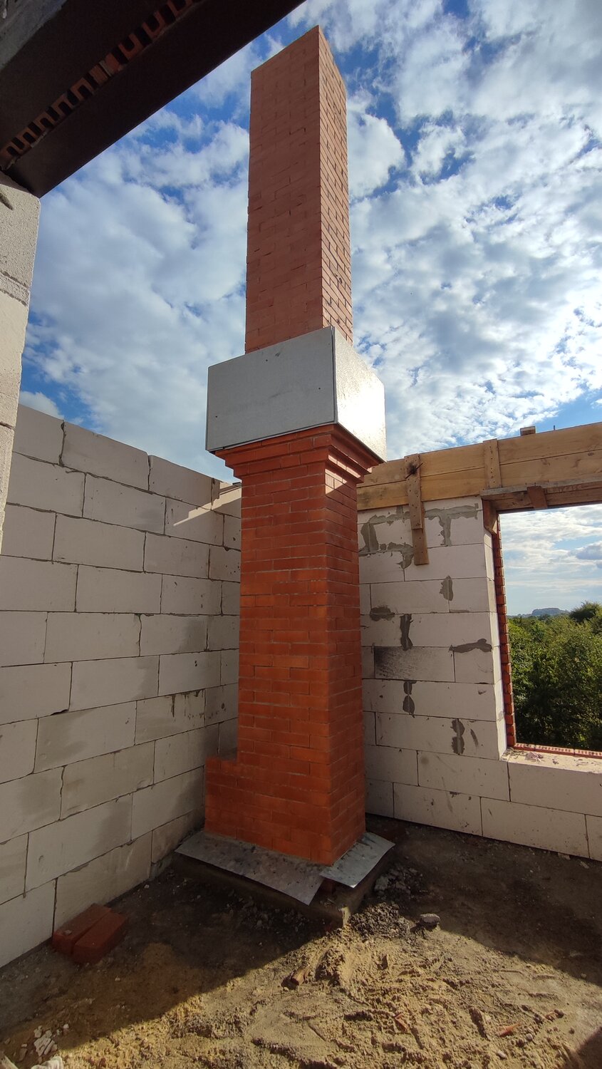 кирпичные колонны, столбы из кирпича, кирпичные столбы для забора, дымоход из кирпича, кладка дымохода из кирпича