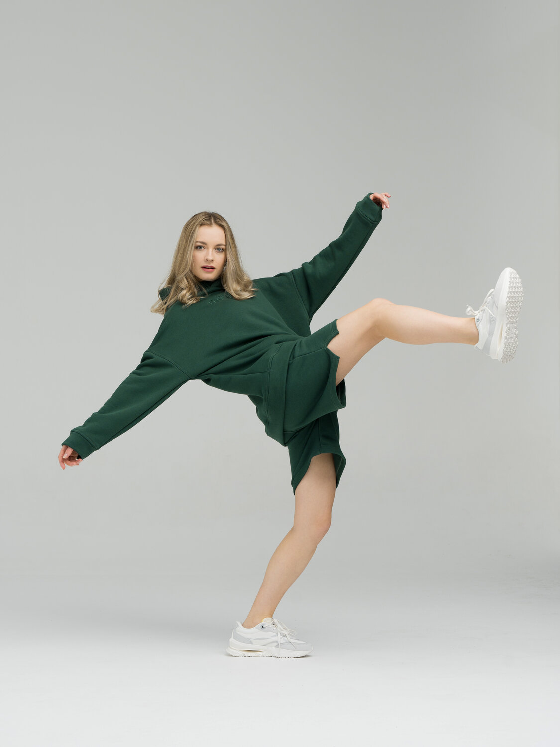 костюм из футера спортивный, женская одежда, необычный костюм из футера, стильная одежда, спортивная одежда женская