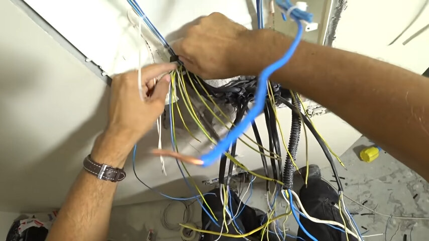 монтаж электропроводки, монтаж электропроводки в квартире, электропроводка, электромонтаж, электромонтажные работы