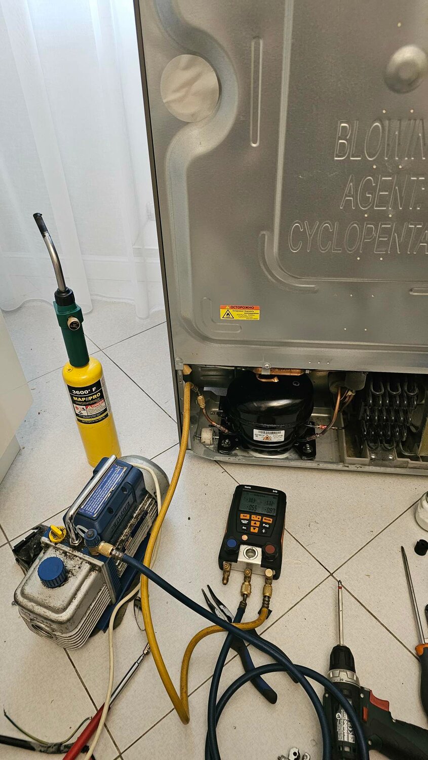 заправка холодильника фреоном, ремонт холодильников заправка фреоном, мастерская по ремонту холодильников, заправка холодильника, холодильный компрессор