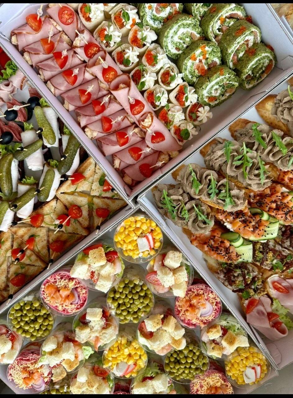 закуски для фуршета, мини закуски для фуршета, фуршет кейтеринг, фуршетный стол закуски, кейтеринг закуски