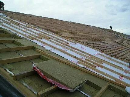 паро гидро теплоизоляция кровли, монтаж пароизоляции кровли, пароизоляция для кровли, гидроизоляция тайвек для кровли, контробрешетка кровли