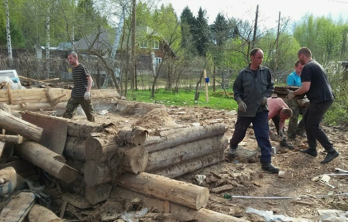 старый сруб бани, сруб дом, сруб из бревна, сруб дома, сруб бани из бревна