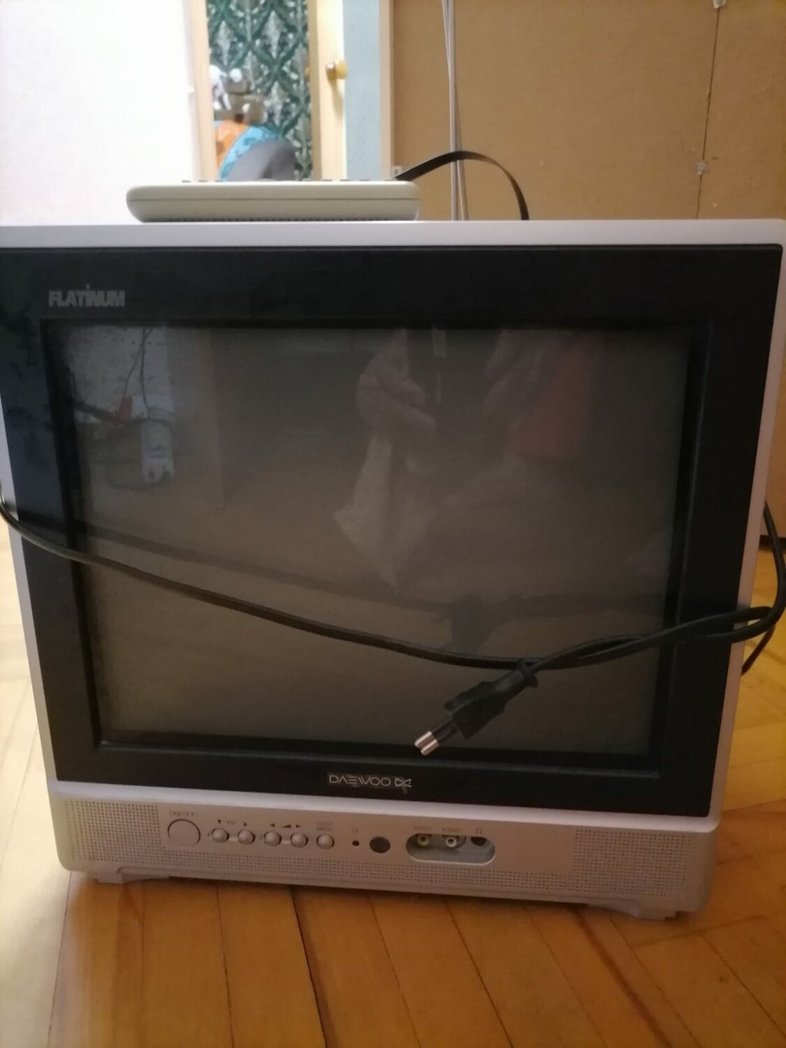 телевизор, daewoo kr-15u7fl, телевизор бу, daewoo kr2131fl, кинескопные телевизоры