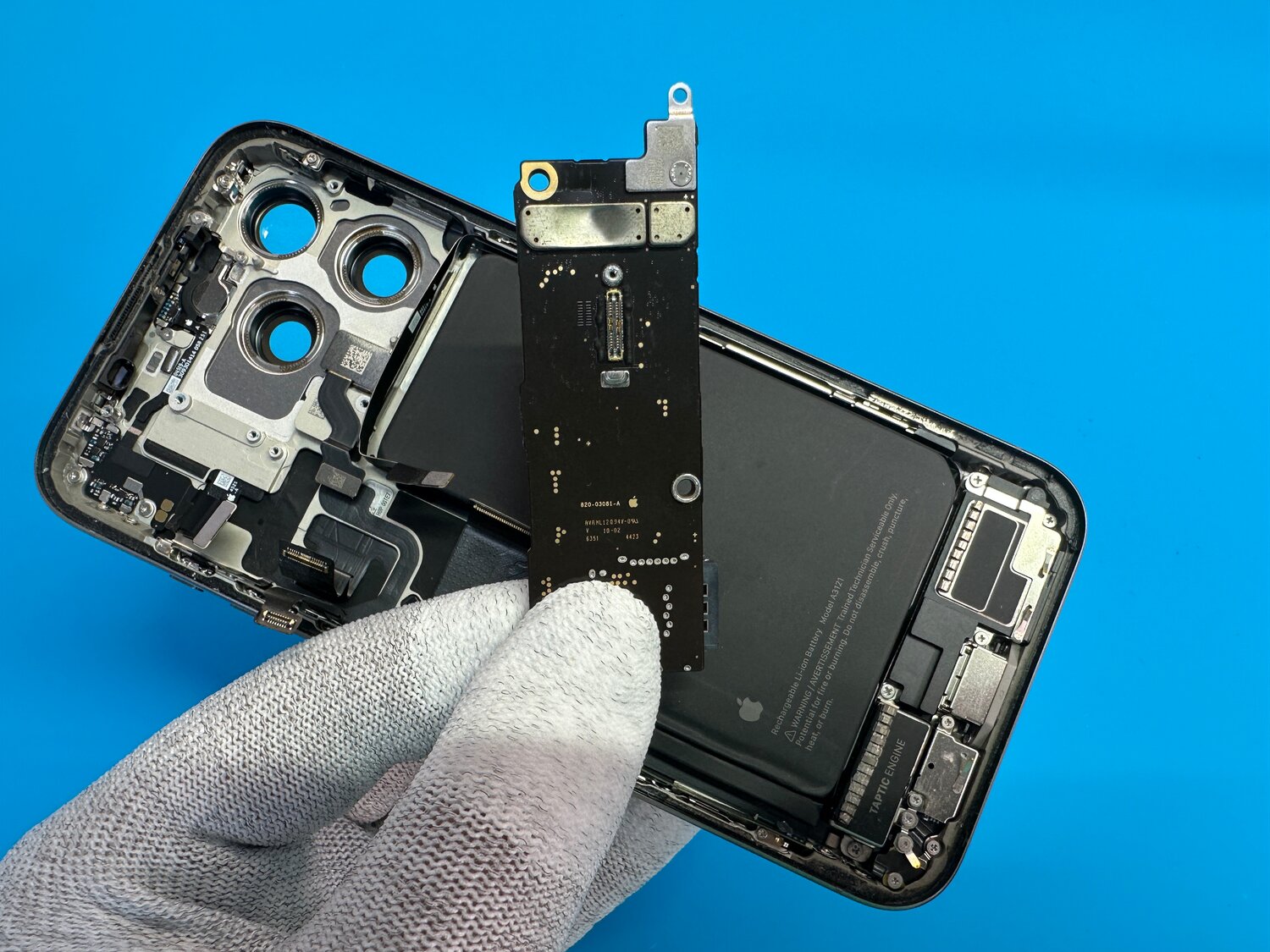 ifixit iphone 11 pro teardown, iphone 13 pro max, iphone 13 teardown, внутренности iphone 13 mini, 11 pro max iphone