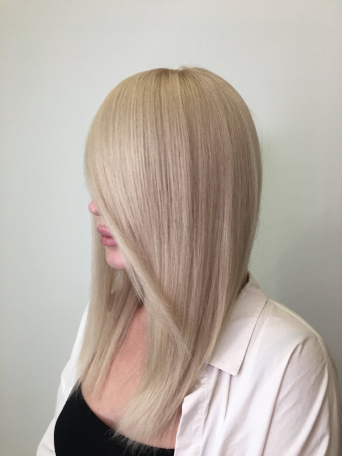 блонд, скандинавский блонд, тотальный блонд, тонирование в холодный блонд, тонированный блонд