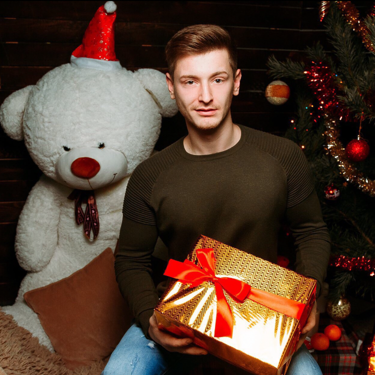 Валерий Амелин