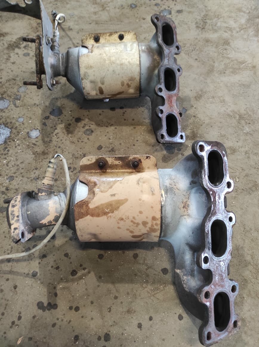 катализатор, выпускной коллектор 03e253020qx, выпускной коллектор, опель зафира 1.4 турбо выпускной коллектор, старый катализатор