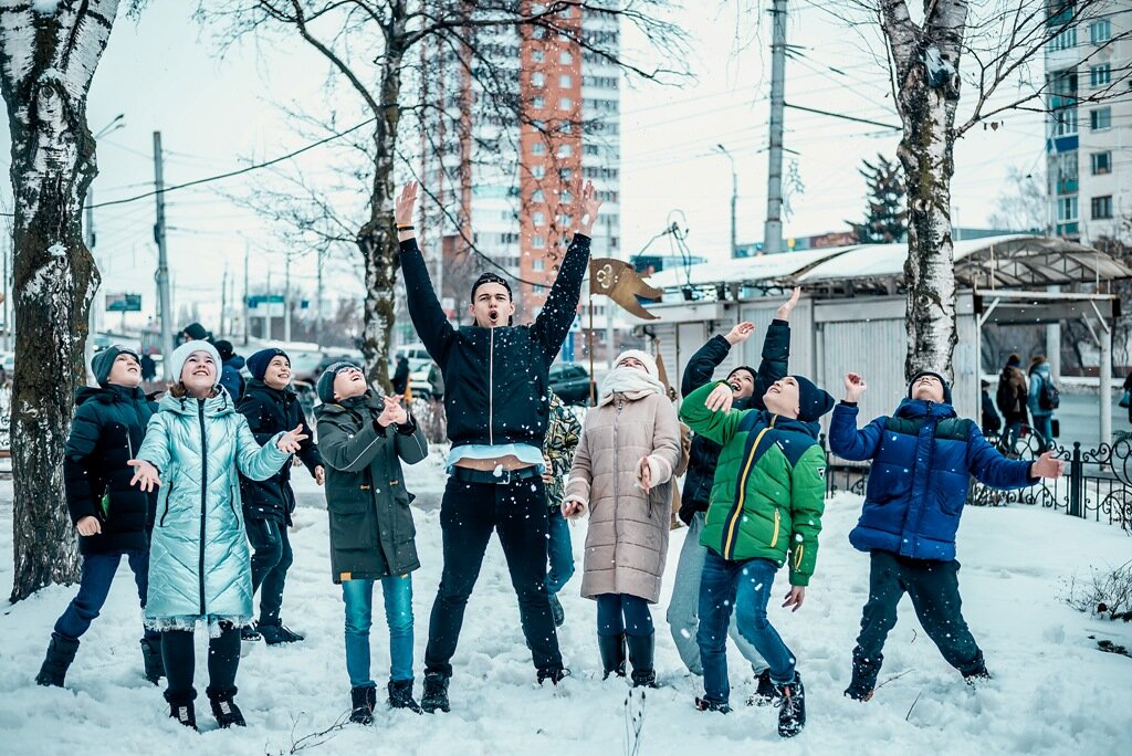 человек, зимняя фотосессия школьников, люди, зимний лагерь для подростков, зимнее