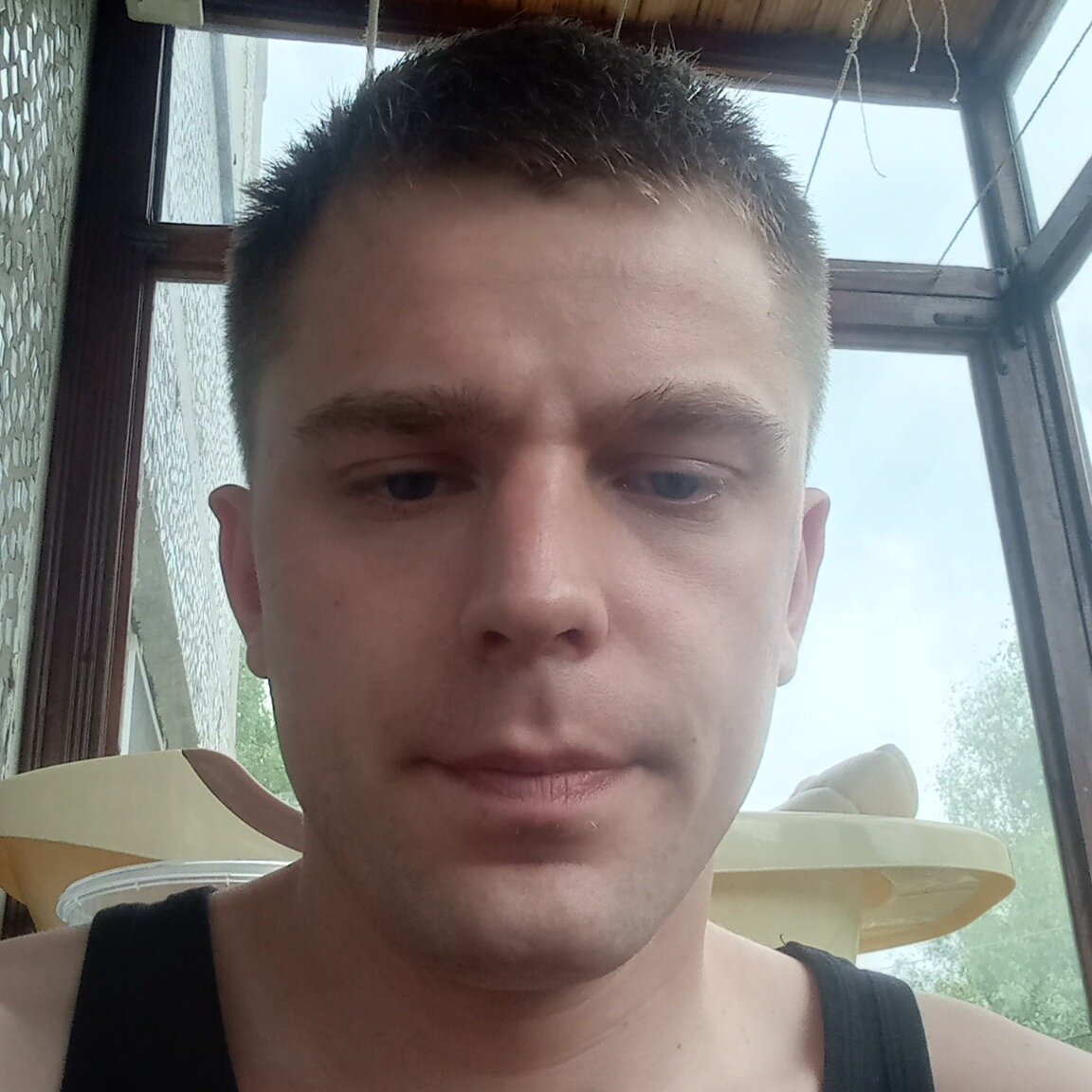 Артем Овчаренко