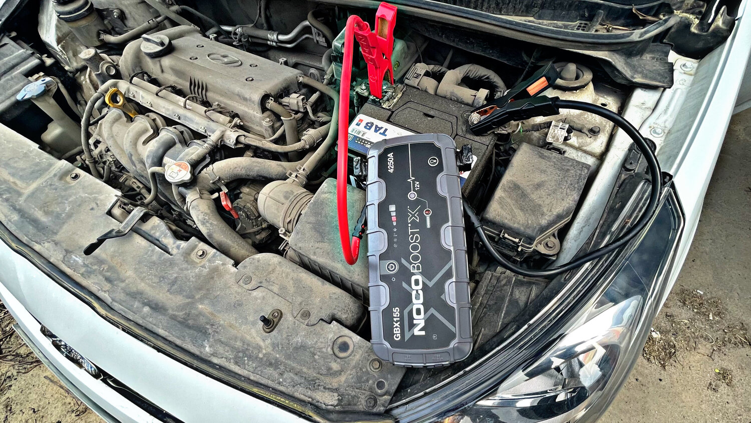 noco gbх75 boost pro ,, аккумулятор автомобиля, прикурить автомобиль аппаратура, прикурить автомобиль, прикурить ауди q5