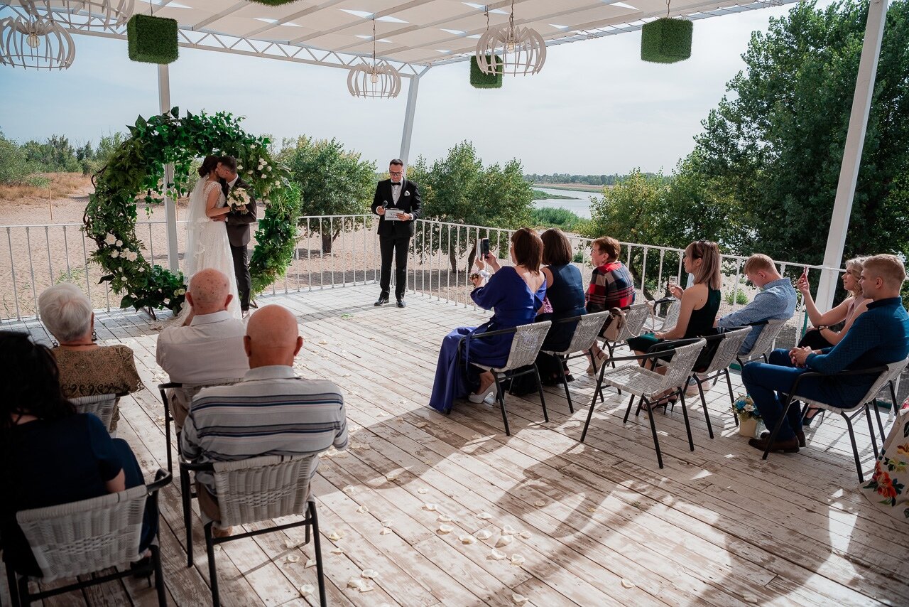 свадьба, мужчина, свадьба в стиле, свадьба на берегу, свадьба в москве