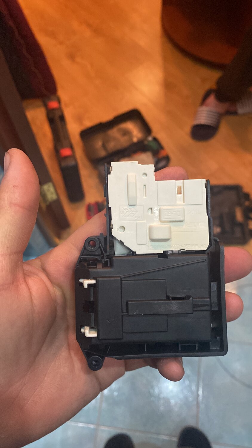 убл lg ebf61315801 concore int008lg, убл ebf61315801 lg int008lg (140шт/к), убл lg concore ebf49827801/02, int007lg, устройство блокировки люка, термоблокировка люка lg
