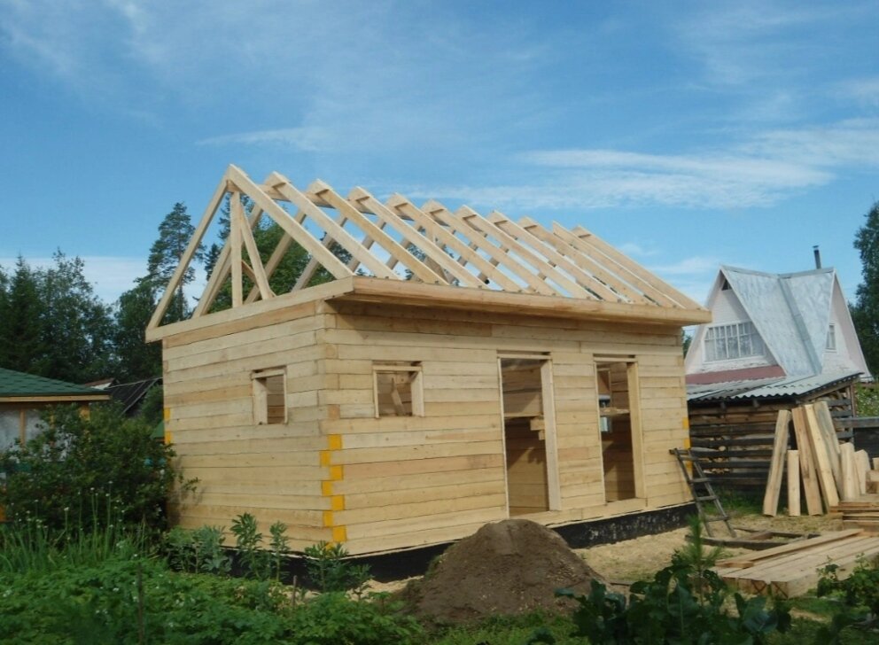 крыша для бани, стропильная система бани из бруса 4х4, сруб из бруса, сруб бани из бруса, баня из бруса