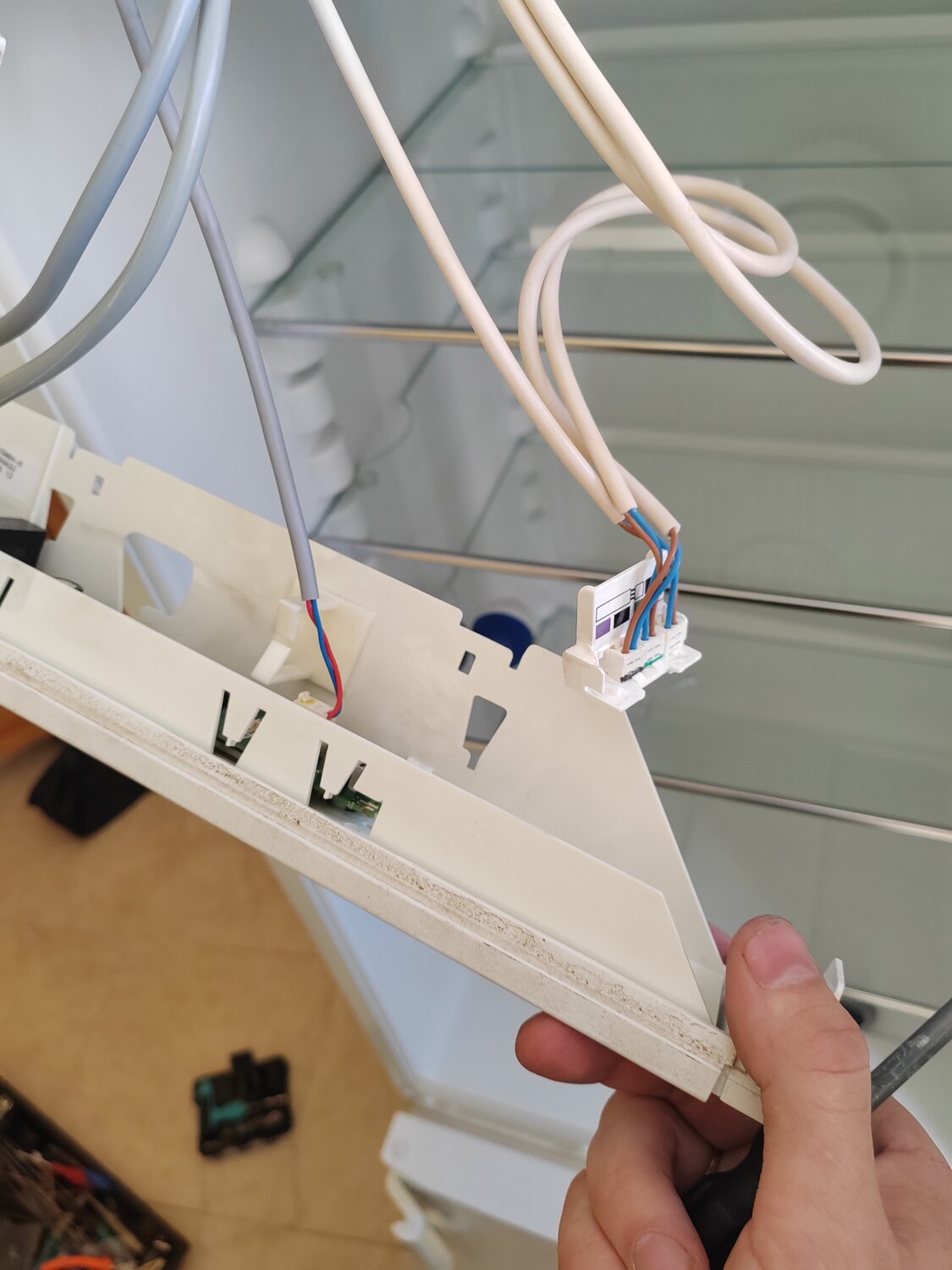 монтаж терморегулятора, электроника, терморегулятор холодильника, подключение терморегулятора, монтаж