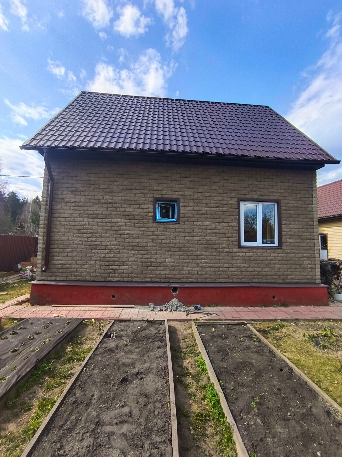дом, дом в селе, фасадные панели альта профиль, цокольный сайдинг, дома дачи коттеджи
