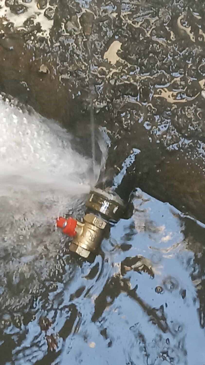 водопровод, вода водопровод, водоснабжение восстановлено, протечка водопровода, проблемы водоснабжения