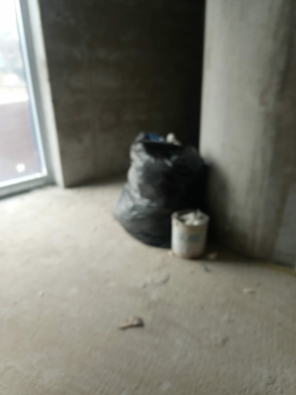 мусор, мешок с мусором, строительный мусор в мешках, строительный мусор, квартира