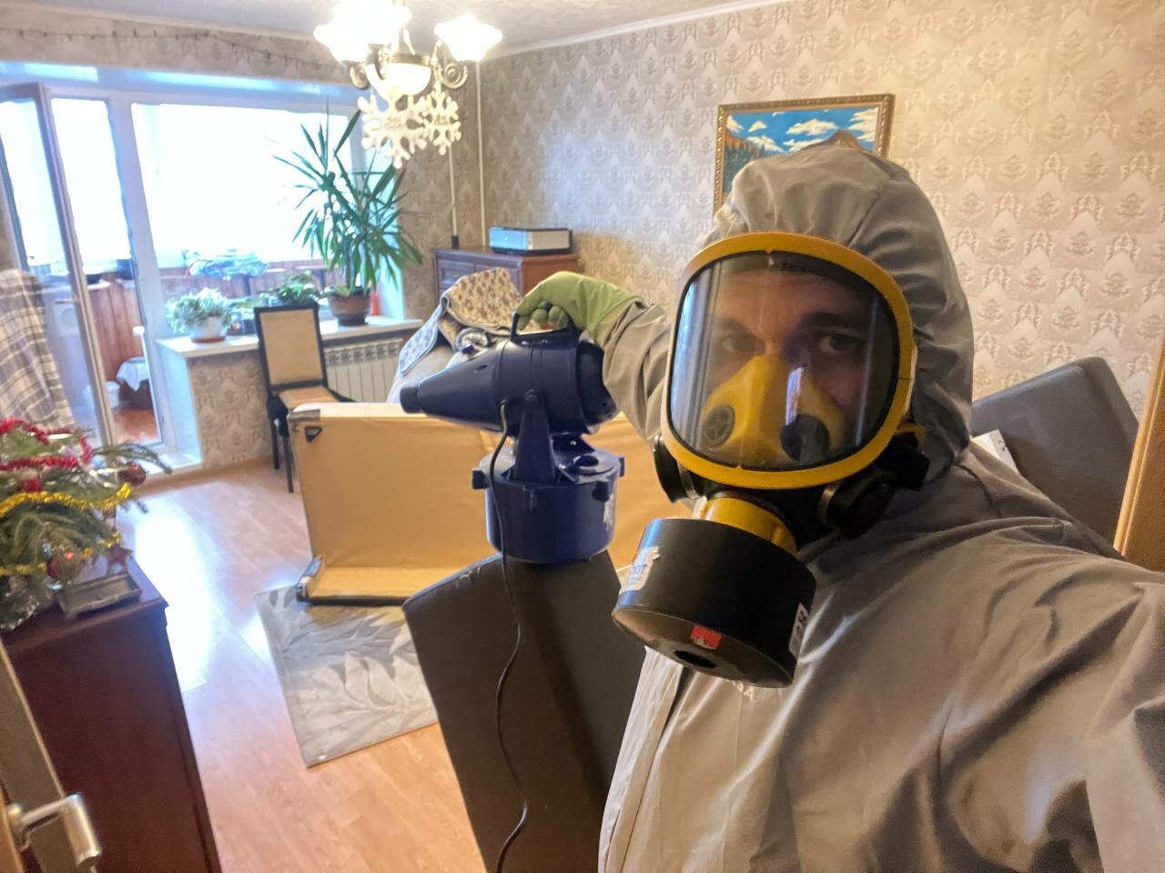 дезинсекция, дезинсектор, изолирующий противогаз, средства индивидуальной защиты, сиз дезинсектор