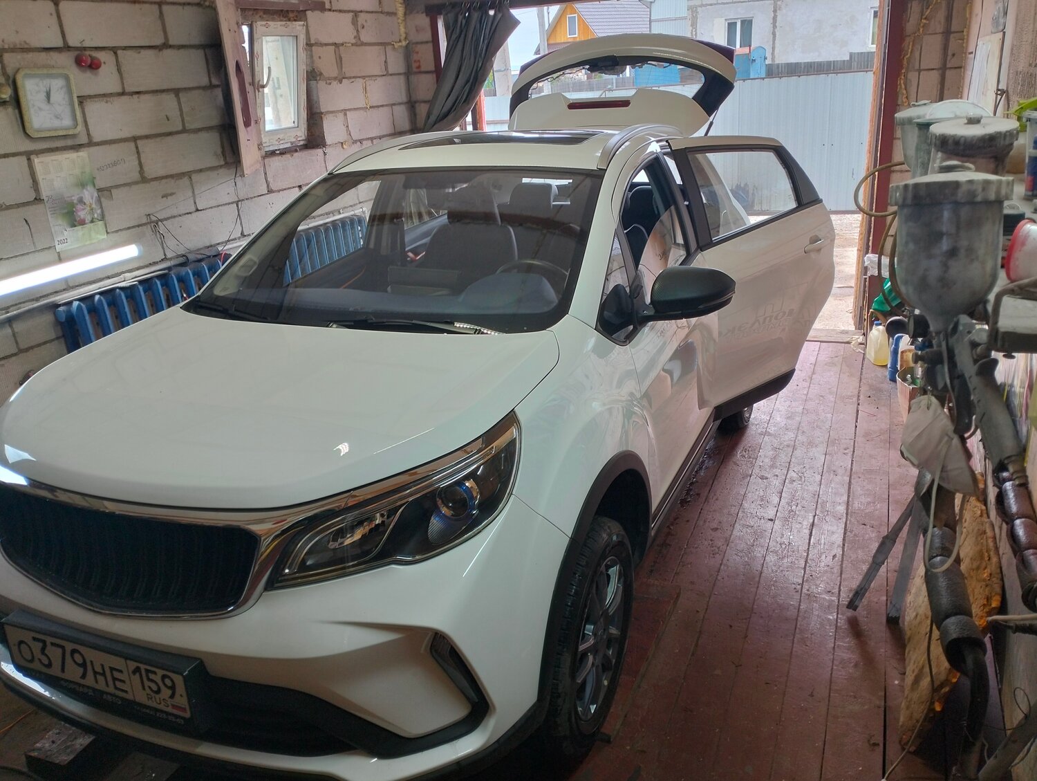 livan x3 pro 1.5 cvt, livan x3 pro 1.5 cvt, 2023, livan машина 2022, новые автомобили, автомобиль