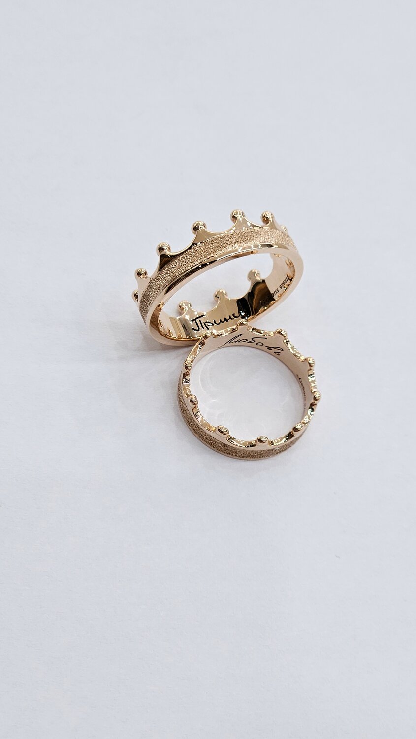 кольцо корона золотое, венчальные кольца корона, обручальные кольца с короной, кольца корона, свадебные кольца корона