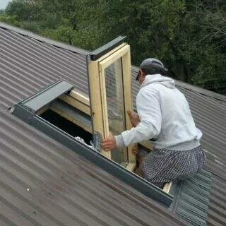 монтаж мансардных окон велюкс, монтаж мансардного окна, окна в крыше, монтаж мансардного окна fakro, мансардное окно velux