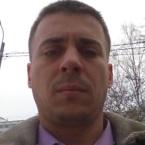 Андрей Попов