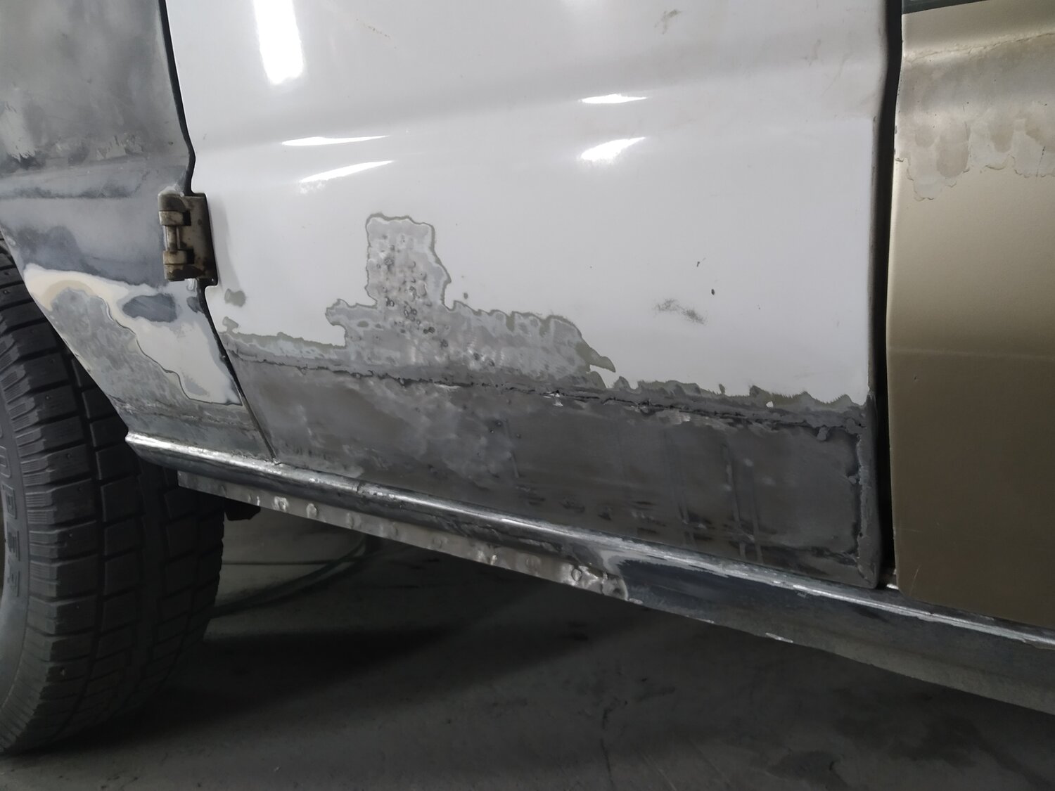 покраска швов порогов ваз 2101, ржавые пороги ваз 2101, пороги коррозия ваз 2111, автомобиль, авто