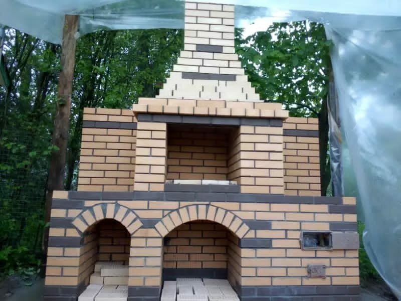печь-мангал из кирпича для беседки, кирпичный мангал, печь-барбекю для беседки из кирпича с казаном, печь барбекю, барбекю