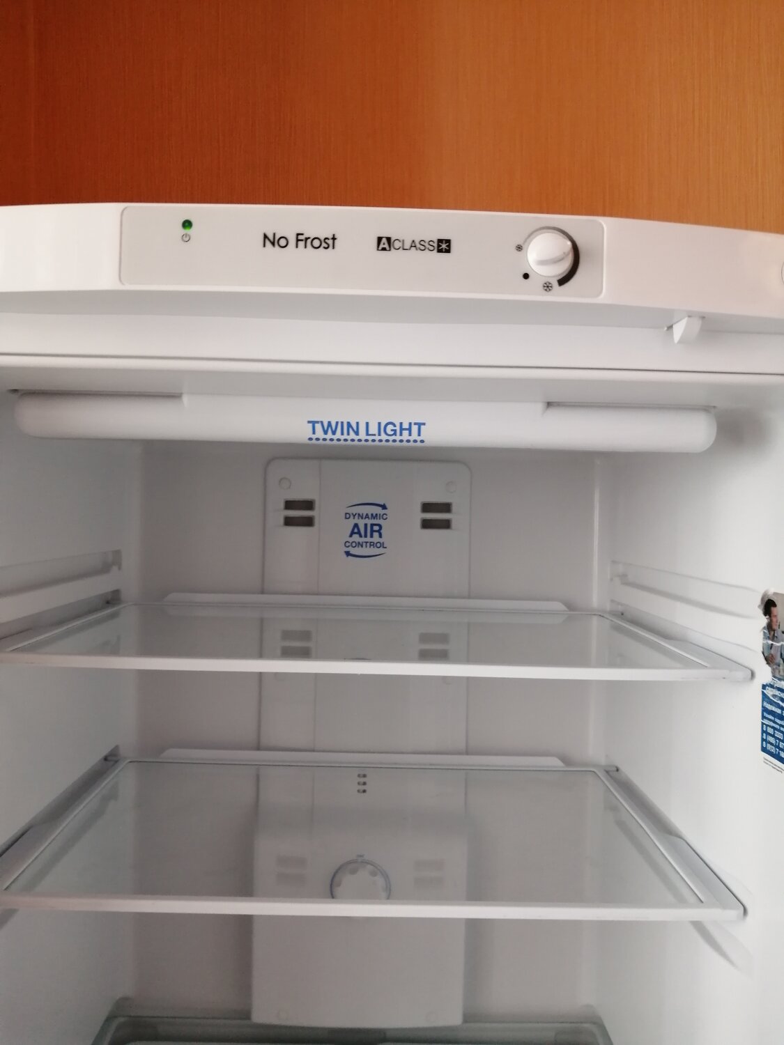 Ремонт холодильника Indesit (Индезит). Нет холода в основной камере