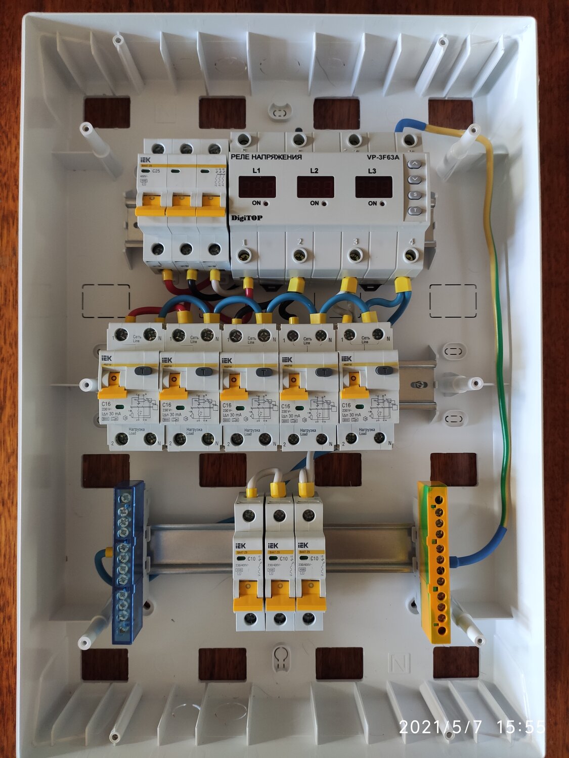 сборка щитка iek на 8, электрощит abb din, распределительный щит, куп электрика, iek c25 автомат трехфазный срабатывает