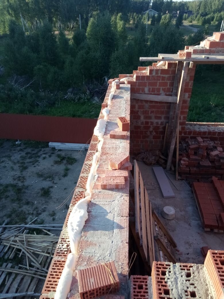 кладка стен, кирпичная кладка, кирпичная кладка колодцевая, монолитная кладка, кладка из двойного кирпича