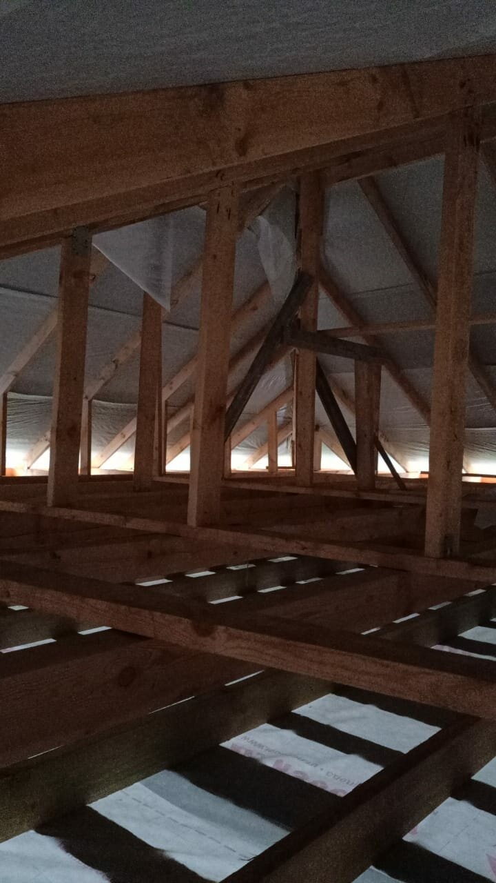 балки перекрытия мансарды, стропильная система холодный чердак, балки чердачного перекрытия, балки перекрытия и стропила 150х150, холодный чердак стропилка