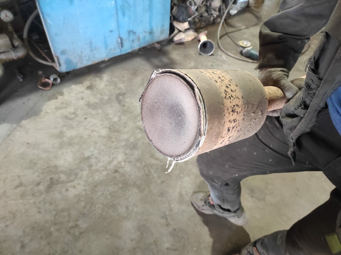 катализатор, чистый катализатор, катализатор автомобильный к16, новый катализатор, катализатор автомобиля